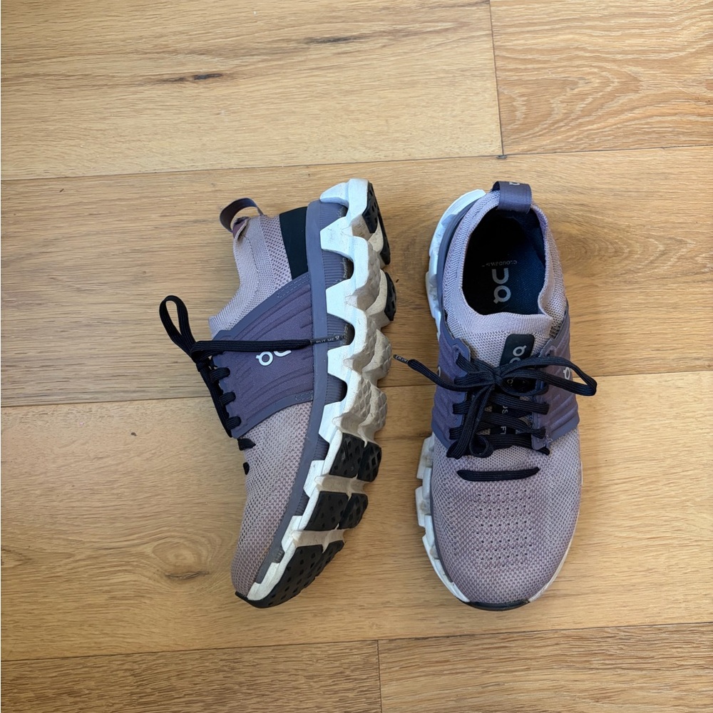 Women’s On Cloud Sneakers